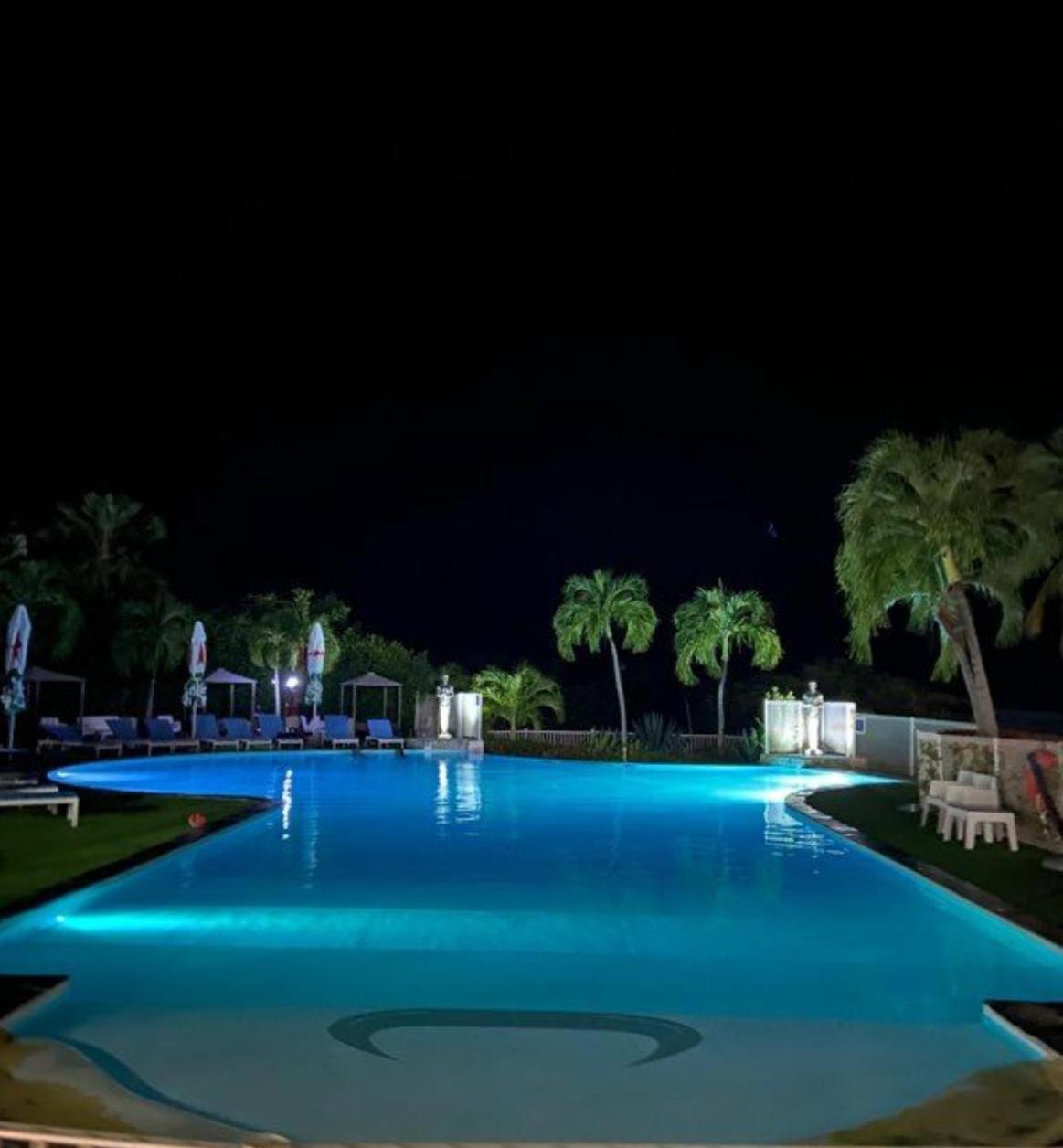 Secret Garden Villa แซ็งแตนน์ ภายนอก รูปภาพ